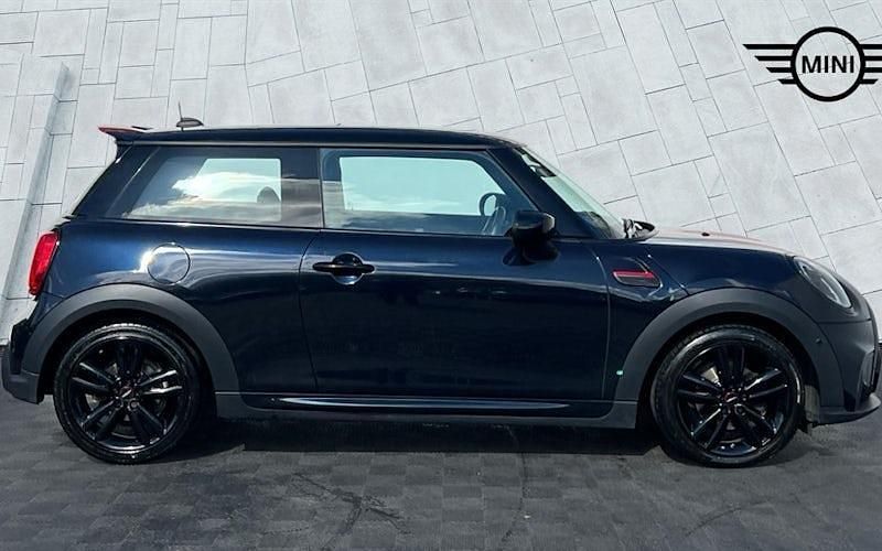 Used Mini Cooper Hatch 136 HP (100 kW) 2022 Black Hatchback