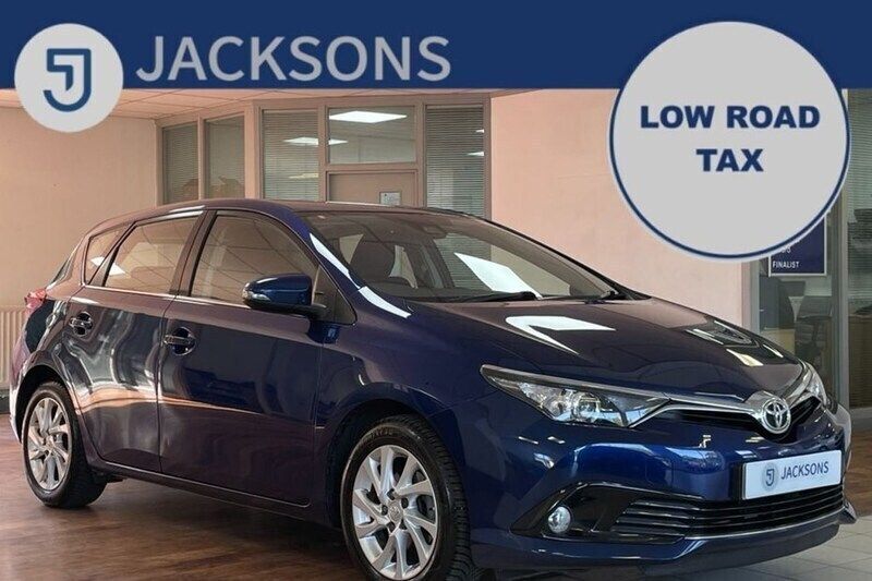 Blue Used 2017 Toyota Auris Hatchback | £10,495 (Fair price) - Image 1/1
