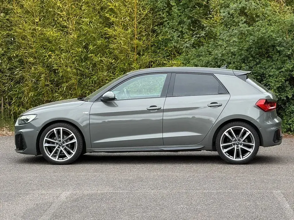 Used Audi A1 Sportback Advanced 116 HP (85 kW) 2020 Grey Hatchback
