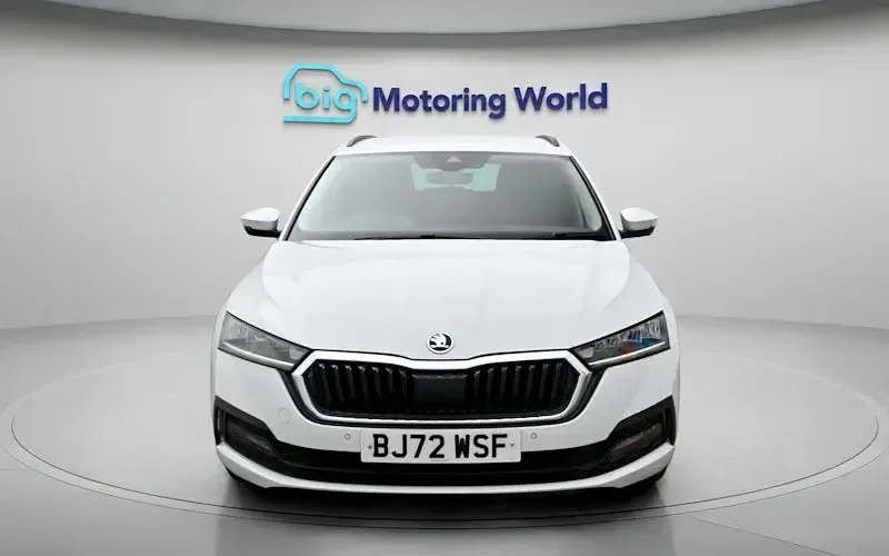 Gebraucht Skoda Octavia SE Technology 110 PS (80 kW) 2022 Weiß Kombi