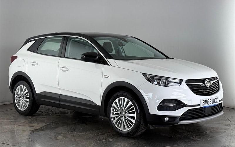 White Used 2018 Vauxhall Grandland X Sport SUV | £8,500 (Fair price) - Image 1/3