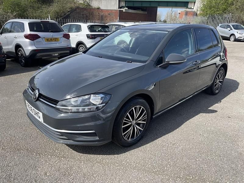 Used VW Golf VII SE 115 HP (84 kW) 2018 Grey Hatchback
