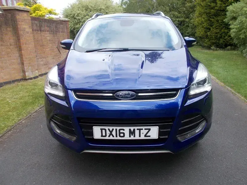 Usado Ford Kuga Titanium X 180 HP (132 kW) 2016 Azul SUV