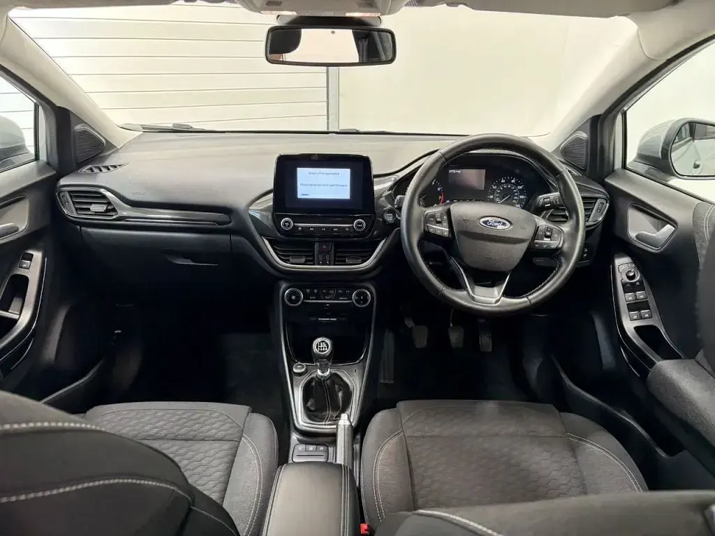 Second-hand Ford Puma Titanium 125 CP (91 kW) 2022 Argintiu SUV