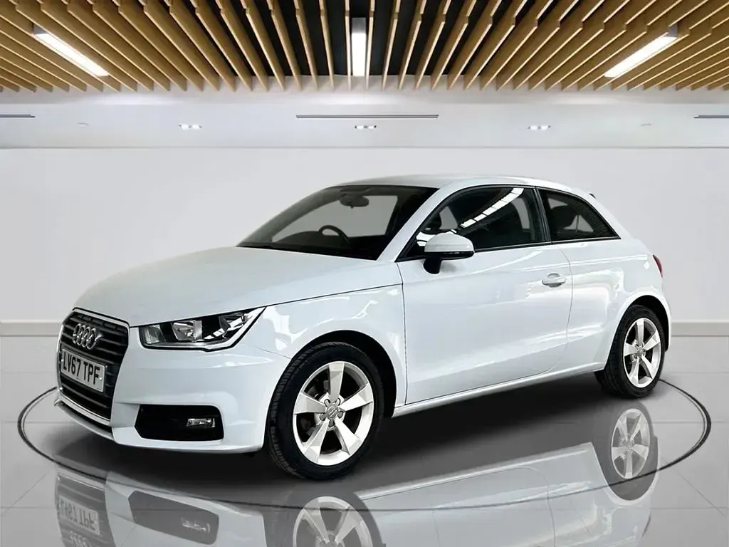 Used Audi A1 Sport 95 HP (69 kW) 2017 White Hatchback