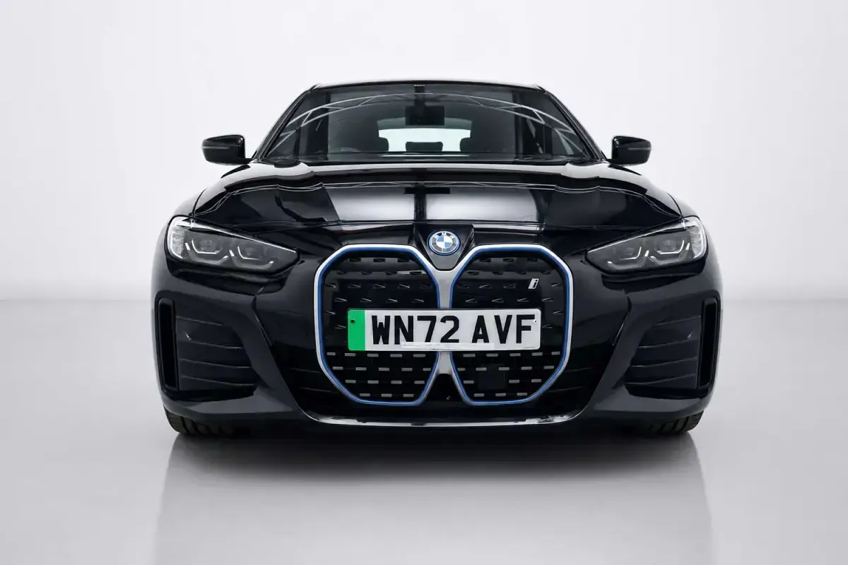 Used BMW i4 M Sport 250 kW (340 HP) 2022 Black Sedan