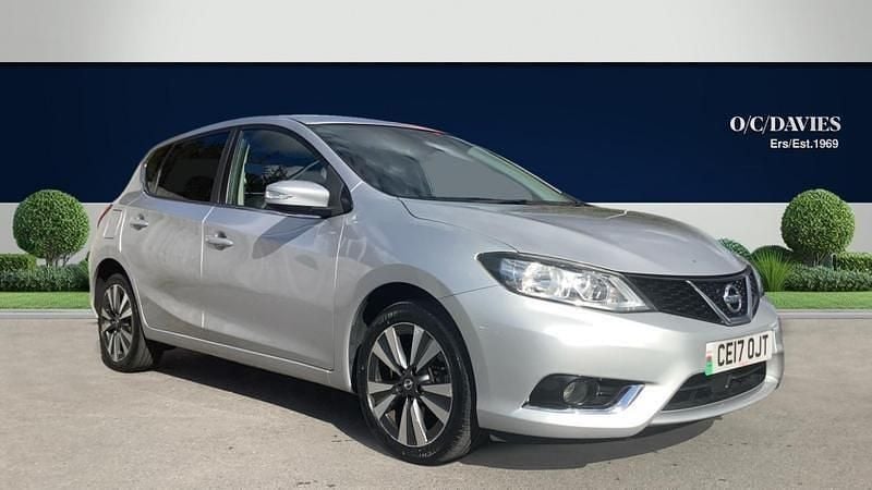 Silver Used 2017 Nissan Pulsar N-Connecta Hatchback | £5,995 (A bit pricey) - Image 1/4