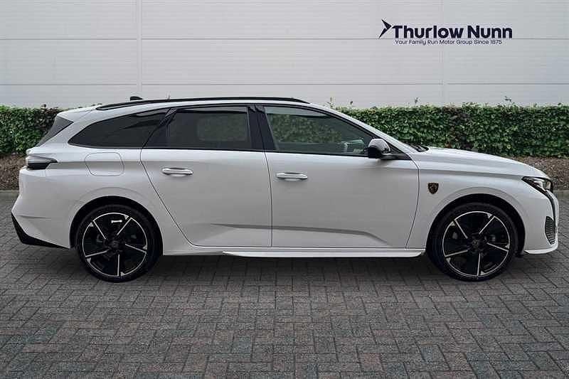 Used Peugeot 308 GTi 114 kW (156 HP) 2025 White Estate