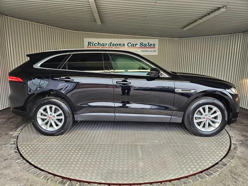 Used Jaguar F-Pace Prestige 163 HP (119 kW) 2020 Black SUV