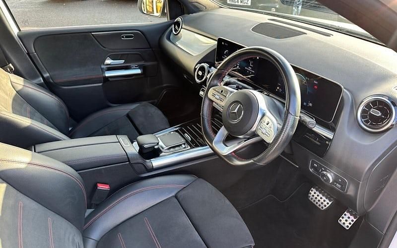 Used Mercedes B200 Executive 163 HP (119 kW) 2022 MPV