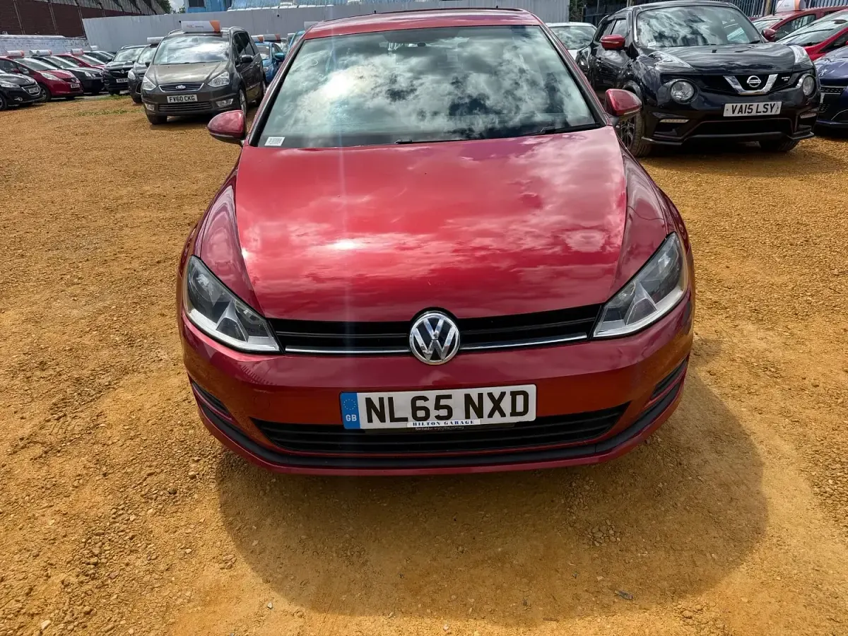 Used VW Golf VII S 110 HP (80 kW) 2015 Red Hatchback