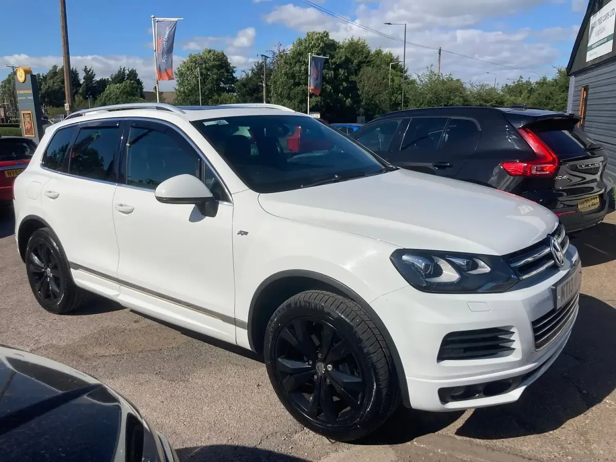 Used VW Touareg R-line 2013 White SUV