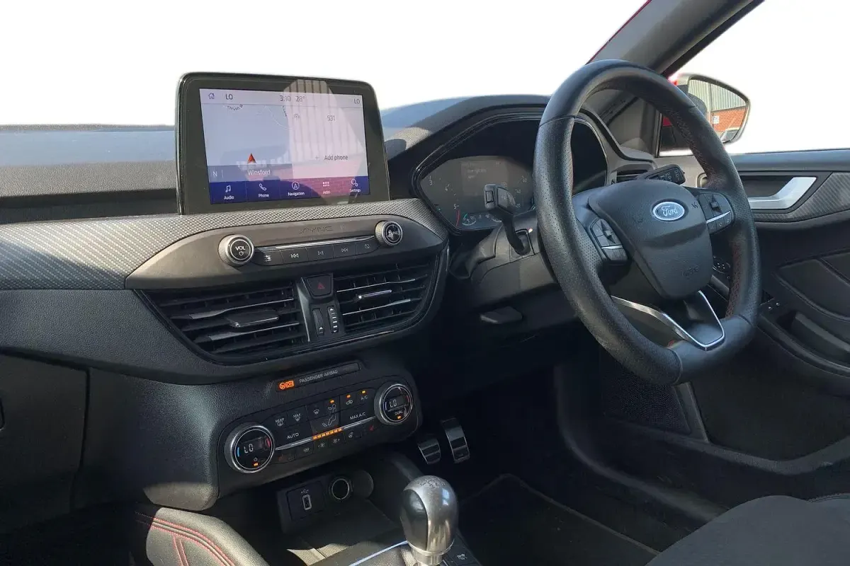 Used Ford Focus ST-Line X 2018 Red Estate