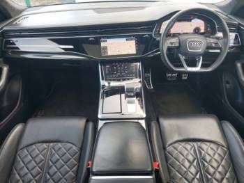 Used Audi Q8 Advanced 286 HP (210 kW) 2019 Grey SUV