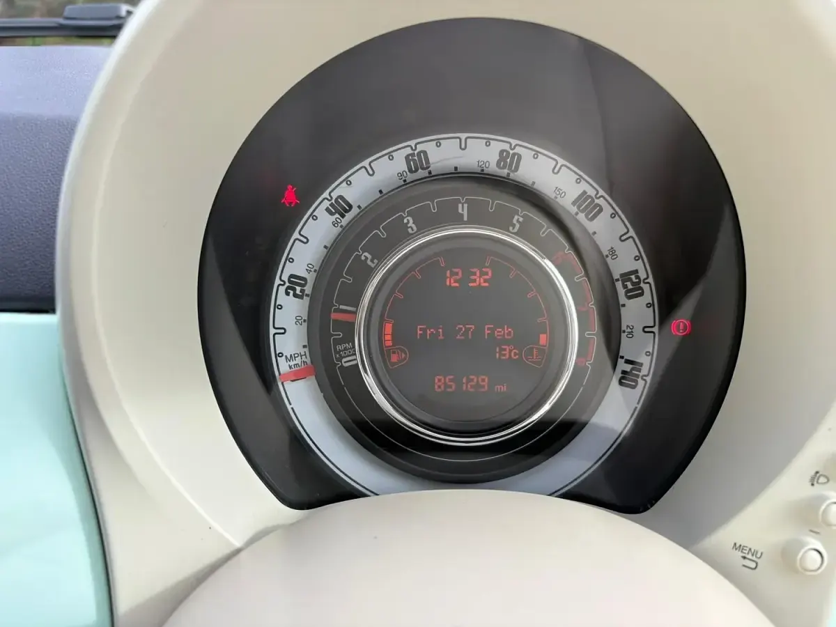 Used Fiat 500 Lounge 69 HP (50 kW) 2016 Green Hatchback