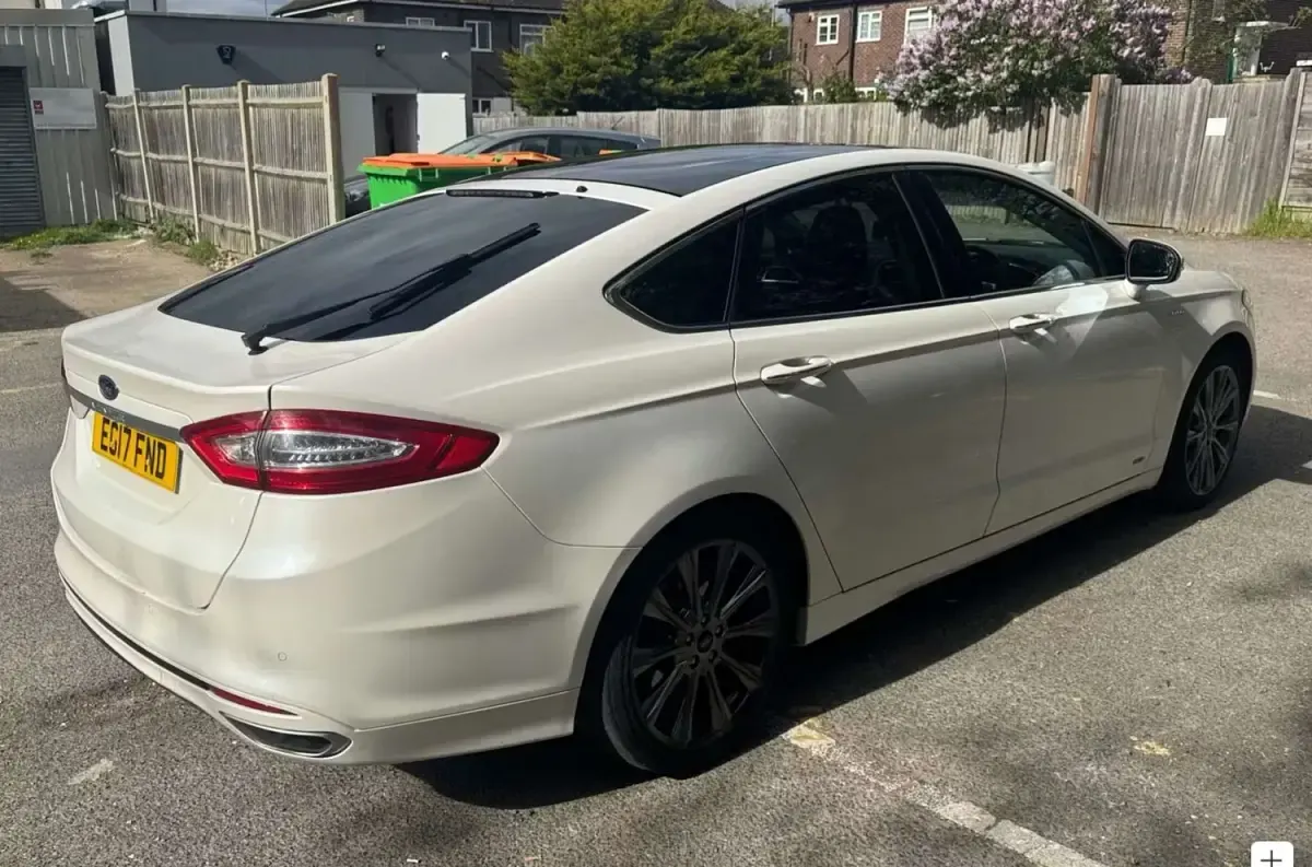 Używany Ford Mondeo Vignale 2017 Biały Hatchback