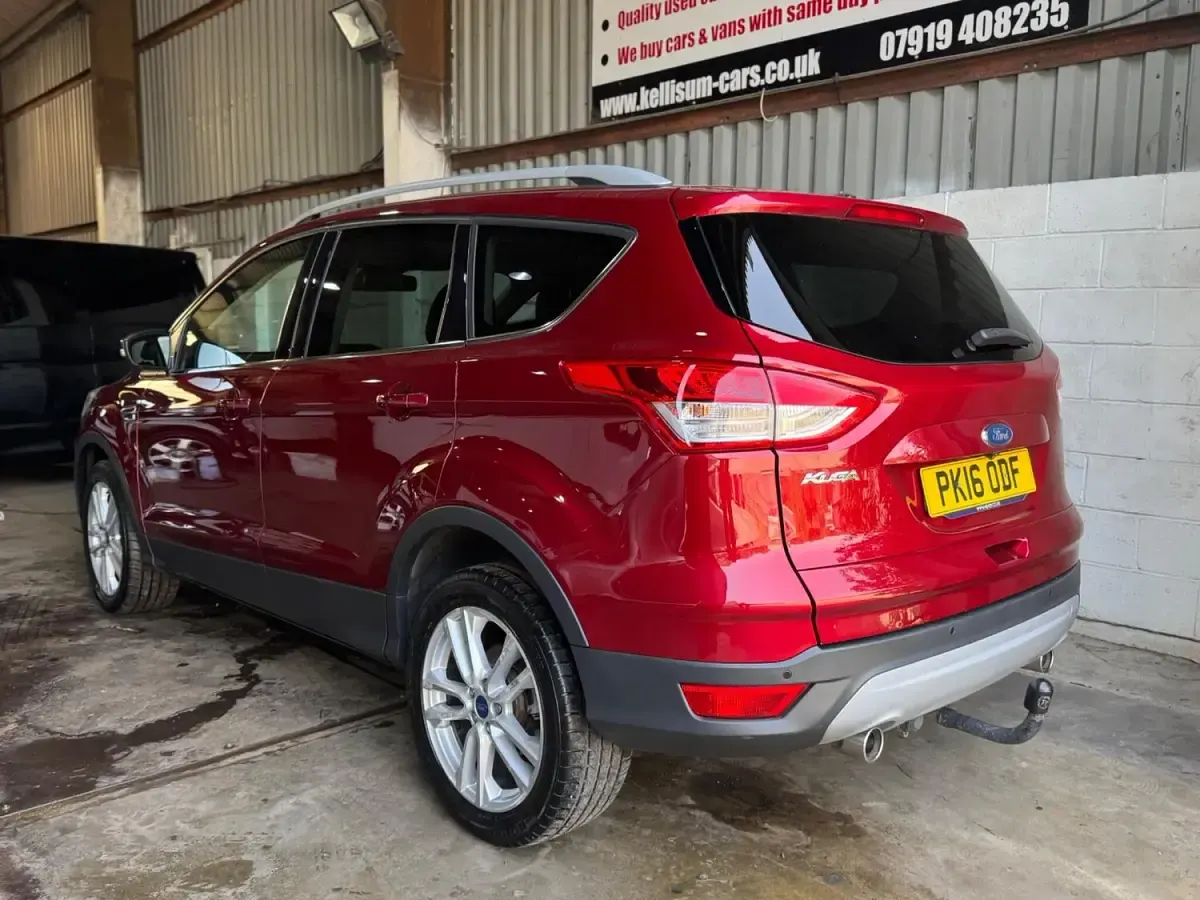 Used Ford Kuga Titanium X 180 HP (132 kW) 2016 Red SUV