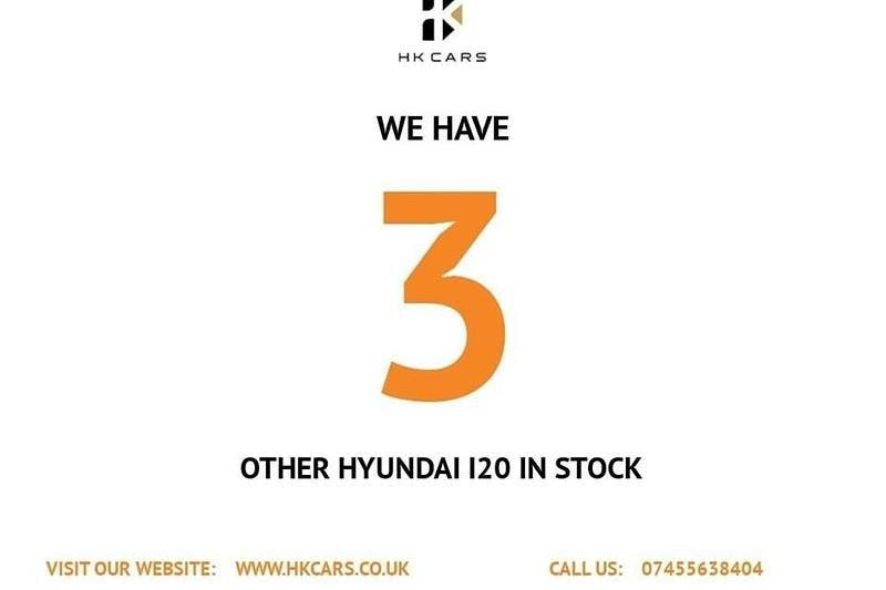 Used Hyundai i20 Premium 100 HP (73 kW) 2015 Black Hatchback