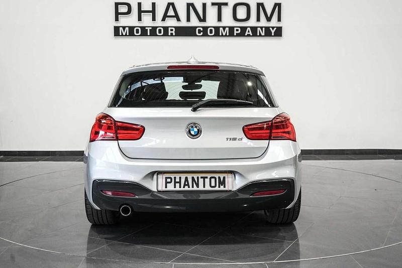 Usado BMW 116 M Sport 116 CV (85 kW) 2015 Plateado Utilitario