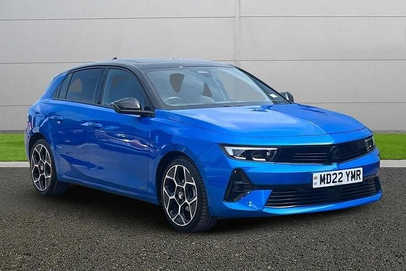 Blue Used 2022 Vauxhall Astra Ultimate Hatchback | £16,499 (Good price) - Image 1/1