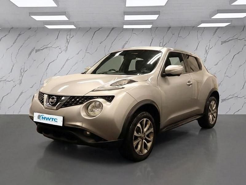 Used Nissan Juke Tekna 110 HP (80 kW) 2017 Silver SUV