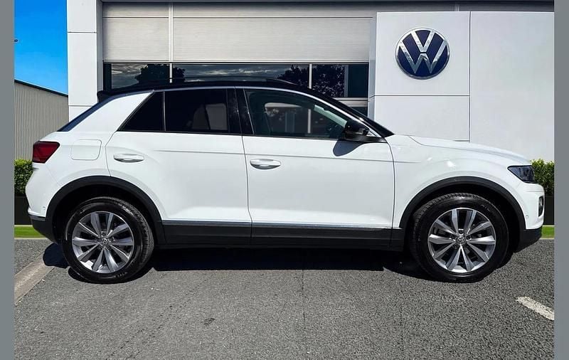 Usado VW T-Roc Design 115 HP (84 kW) 2020 Branco SUV