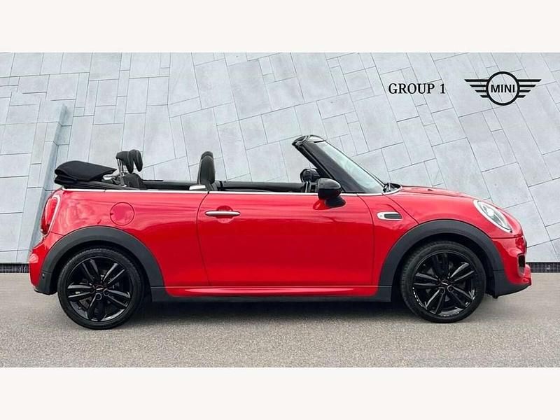 Used Mini Cooper Cabriolet Chili 136 HP (100 kW) 2018 Red Cabriolet
