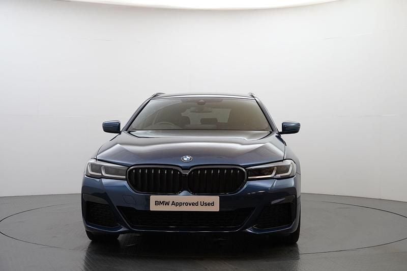 Used BMW 520 M Sport 187 HP (137 kW) 2023 Blue Estate