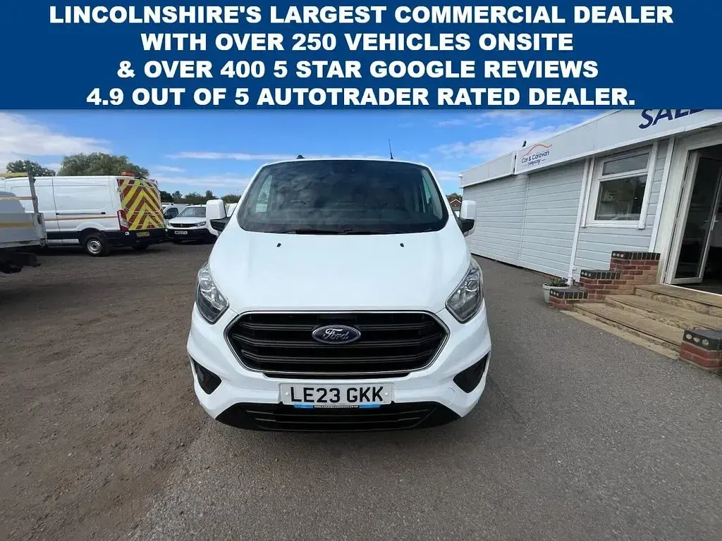 Used Ford Transit Custom Limited 2023 White Van