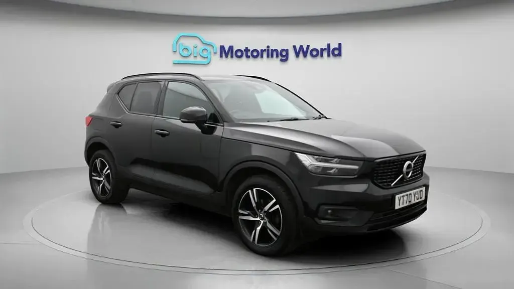 Used Volvo XC40 R-Design 163 HP (119 kW) 2020 SUV