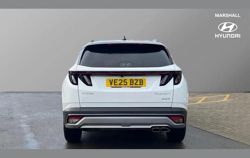Used Hyundai Tucson Advanced 248 HP (182 kW) 2025 White SUV