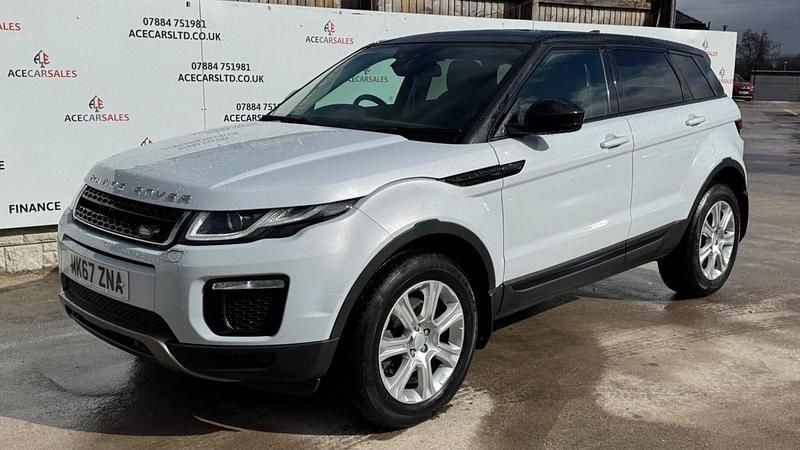 Used Land Rover Range Rover evoque SE 2017 White Estate