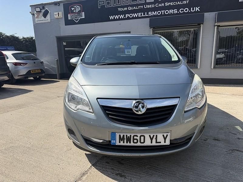 Used Vauxhall Meriva 100 HP (73 kW) 2011 Silver MPV