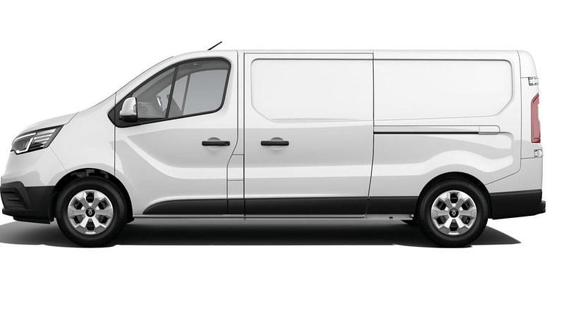 New Renault Trafic 2025 White MPV