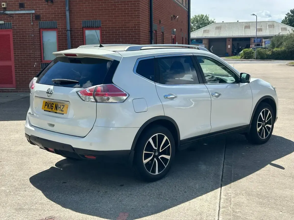 Used Nissan X-Trail Tekna 130 HP (95 kW) 2016 White SUV