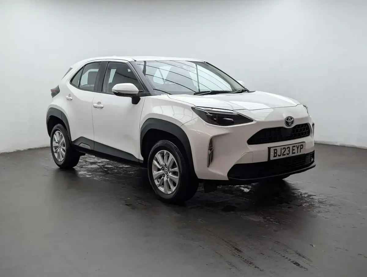 Used Toyota Yaris Cross 2023 White SUV