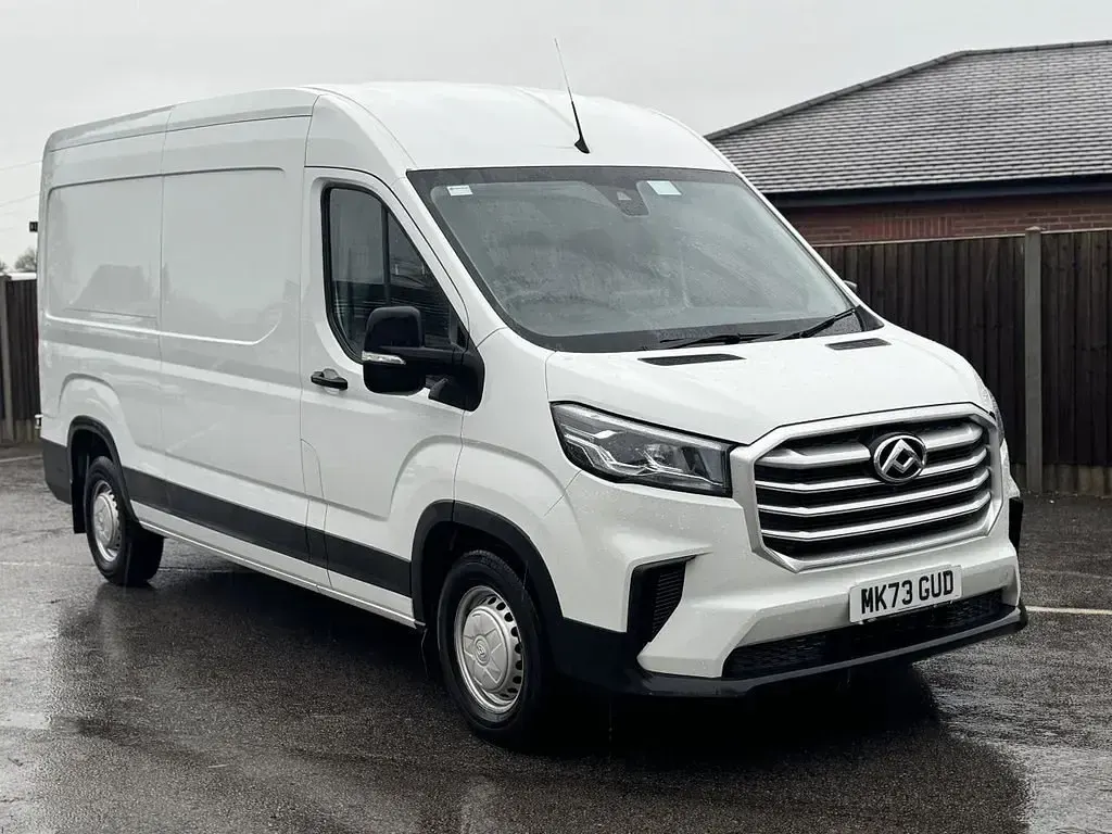 Używany Maxus V90 163 KM (119 kW) 2023 Biały Van