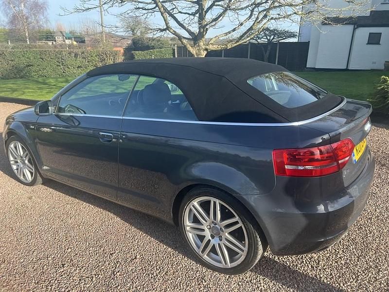 Usado Audi Cabriolet S-Line 2011 Cinzento Cabrios