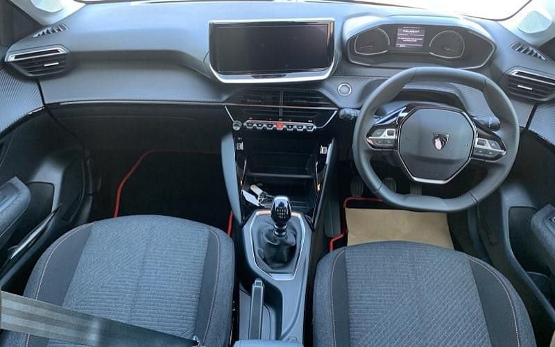 Used Peugeot 208 Style 101 HP (74 kW) 2025 Hatchback