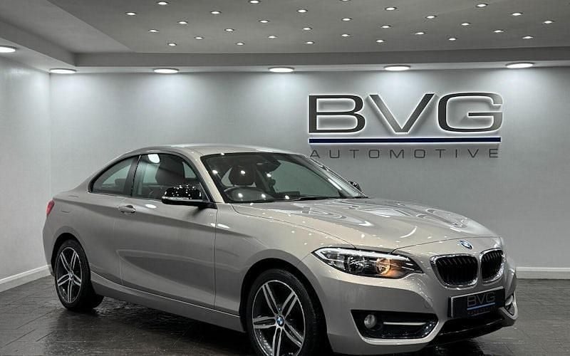 Used BMW 220 Sport Line 184 HP (135 kW) 2015 Silver Coupe