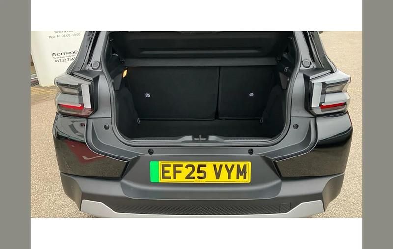 Used Citroën e-C3 83 kW (113 HP) 2025 Black Hatchback