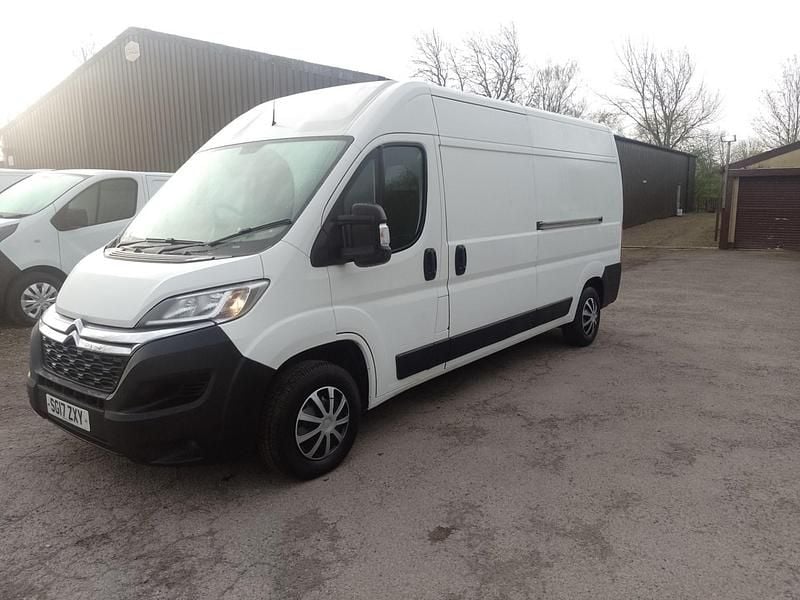 Used Citroën Relay 130 HP (95 kW) 2017 White Van