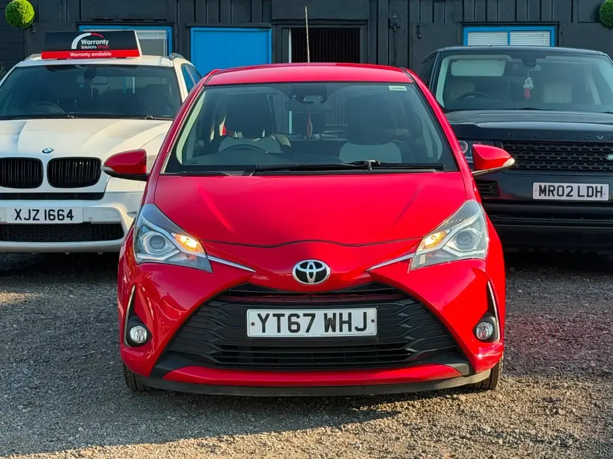 Used Toyota Yaris 2017 Red Hatchback