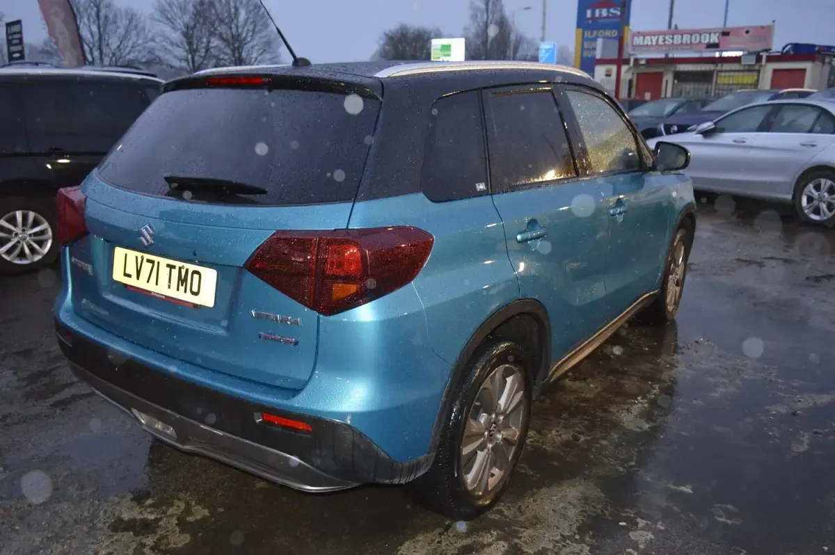 Used Suzuki Vitara SZ-T 129 HP (94 kW) 2021 Turquoise SUV