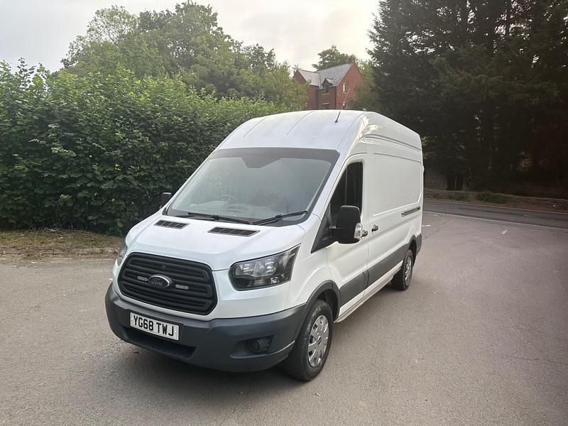 White Used 2018 Ford Transit Van | £8,995 (Fair price) - Image 1/4