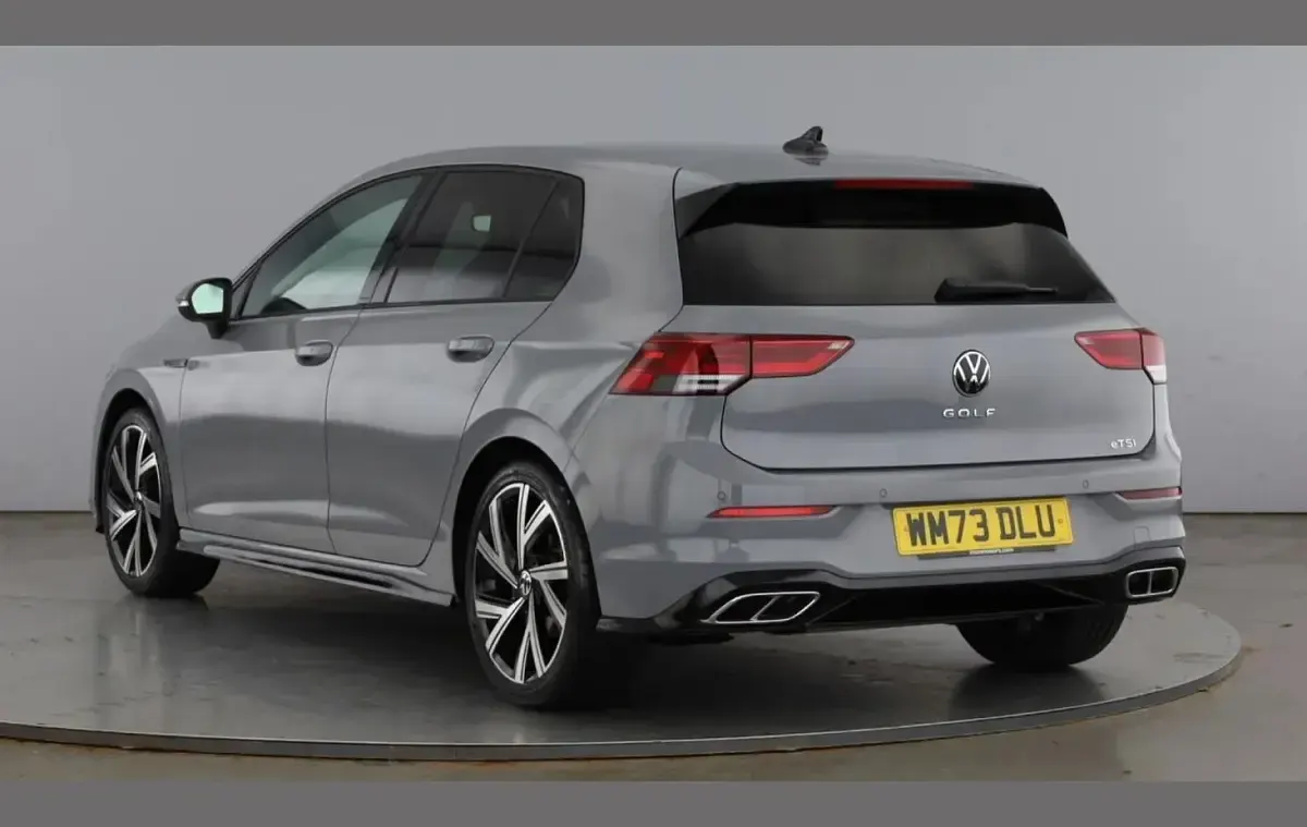 Used VW Golf VIII R-line 147 HP (108 kW) 2024 Grey Hatchback