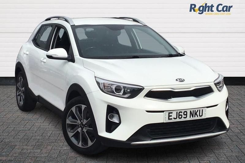 White Used 2020 Kia Stonic 2 SUV | £10,999 (Good price) - Image 1/1