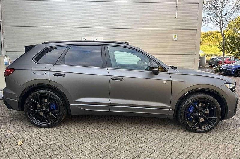 Used VW Touareg R 456 HP (335 kW) 2025 Grey SUV