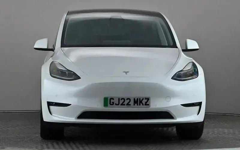 Used Tesla Model Y Long Range AWD 286 kW (389 HP) 2025 SUV