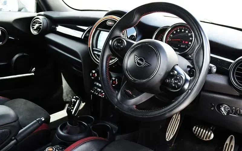Used Mini John Cooper Works Hatch 231 HP (169 kW) 2021 Hatchback